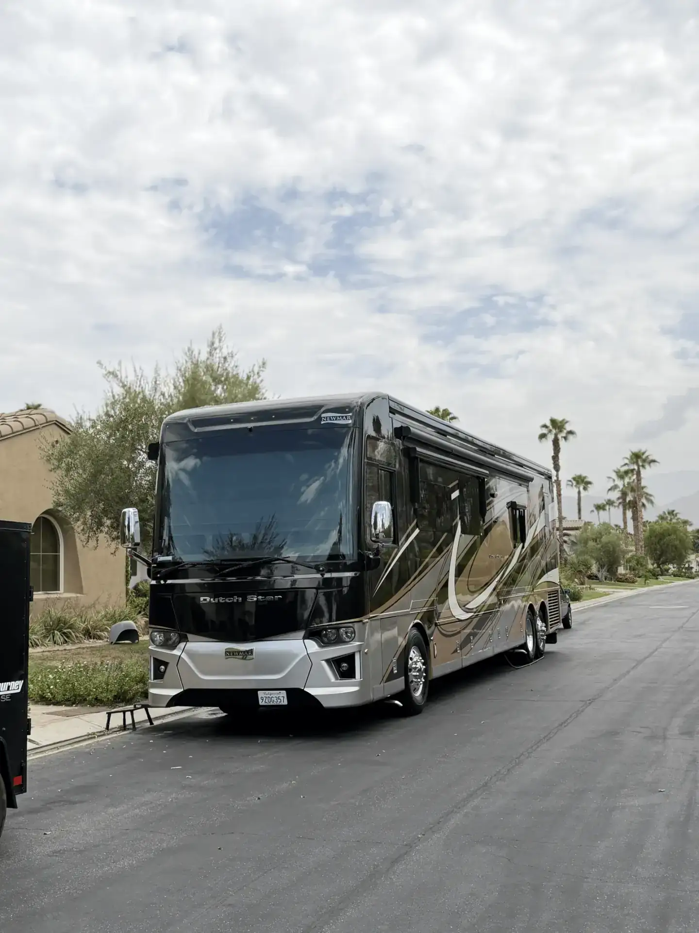 Motor Coach & RV Detailing service in Coachella Valley